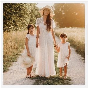 SOLD—> EleStory Toddler 12 month old  Lace dress